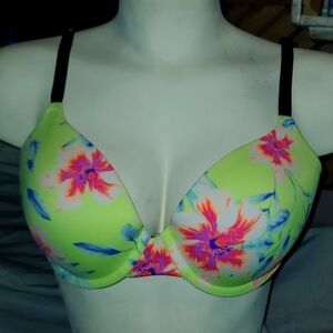 Pink by Victoria's secret 34d